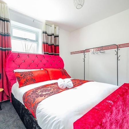 *C.Sani* Setup For Your Most Relaxed & Amazing Stay + Free Parking + Free Fast Wifi * Leeds  Eksteriør bilde