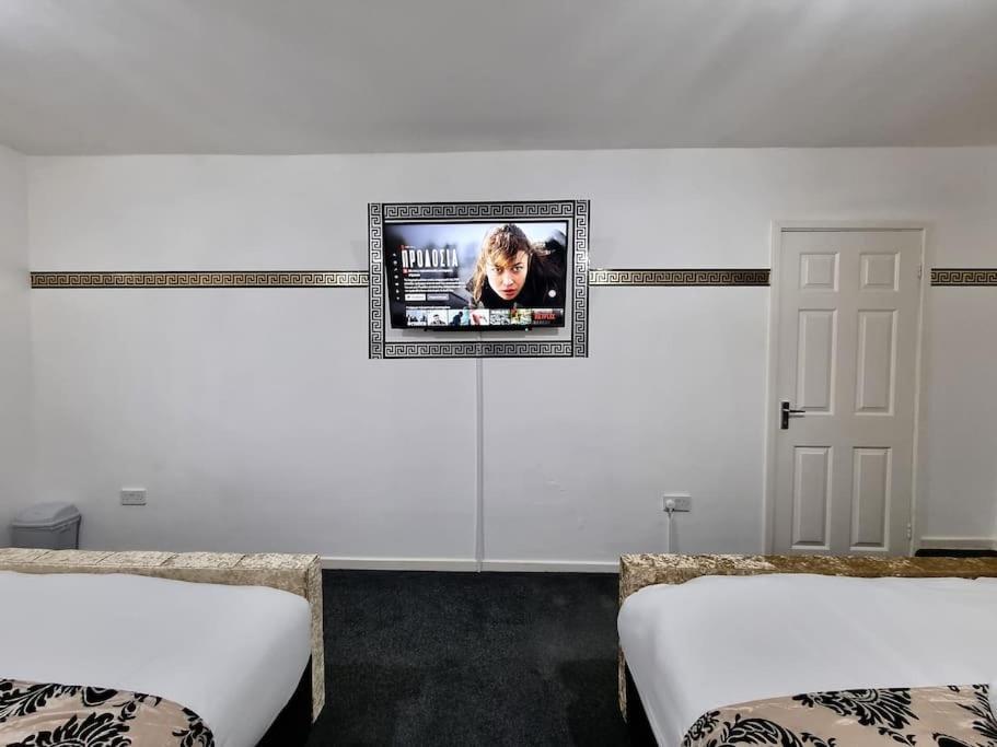 *C.Sani* Setup For Your Most Relaxed & Amazing Stay + Free Parking + Free Fast Wifi * Leeds  Eksteriør bilde