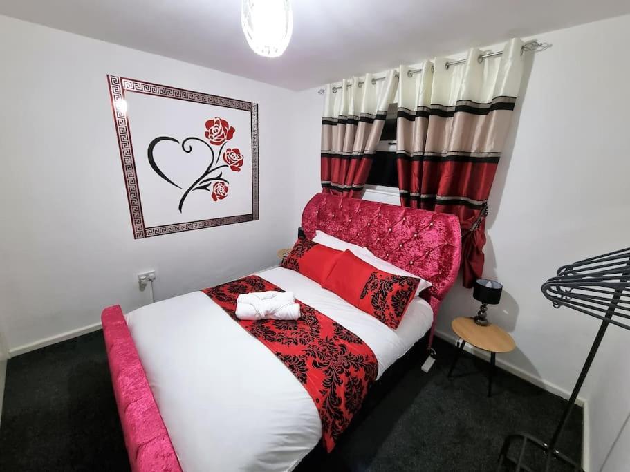 *C.Sani* Setup For Your Most Relaxed & Amazing Stay + Free Parking + Free Fast Wifi * Leeds  Eksteriør bilde