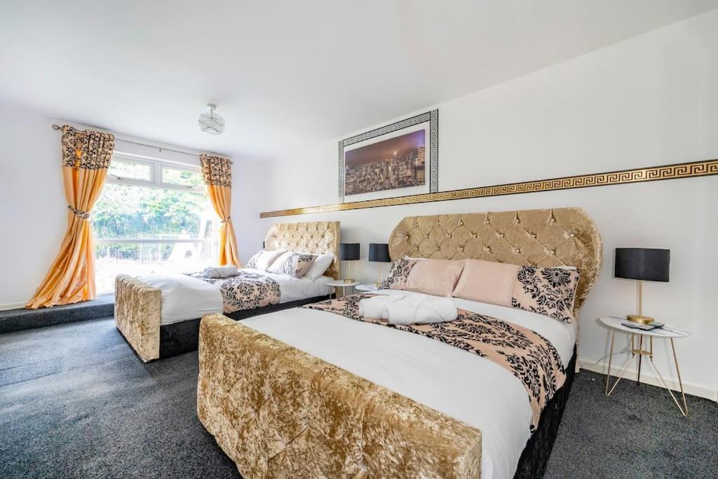 *C.Sani* Setup For Your Most Relaxed & Amazing Stay + Free Parking + Free Fast Wifi * Leeds  Eksteriør bilde