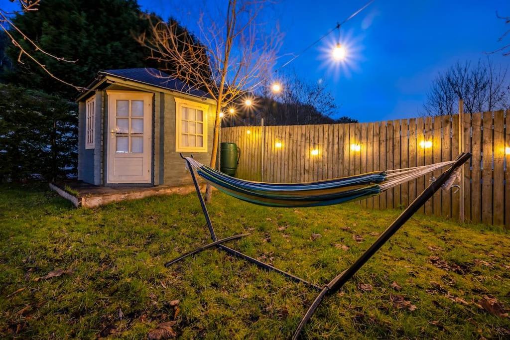 *C.Sani* Setup For Your Most Relaxed & Amazing Stay + Free Parking + Free Fast Wifi * Leeds  Eksteriør bilde